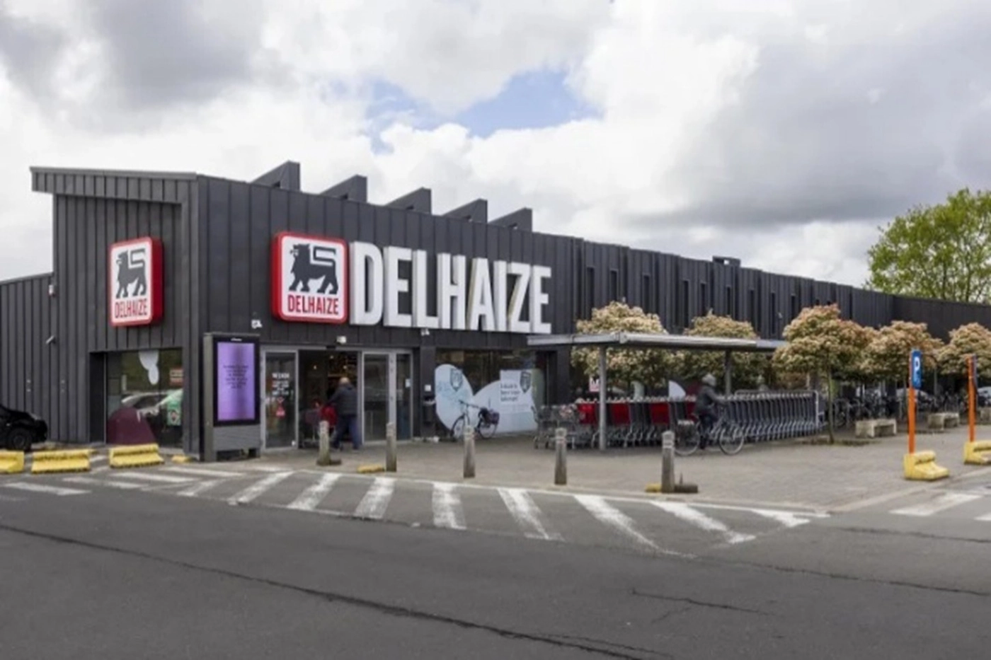 Delhaize Eeklo viert 2-jarige heropening 